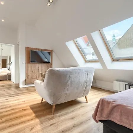 5000 Rynek Sienny Stare Bulwary No 1 *